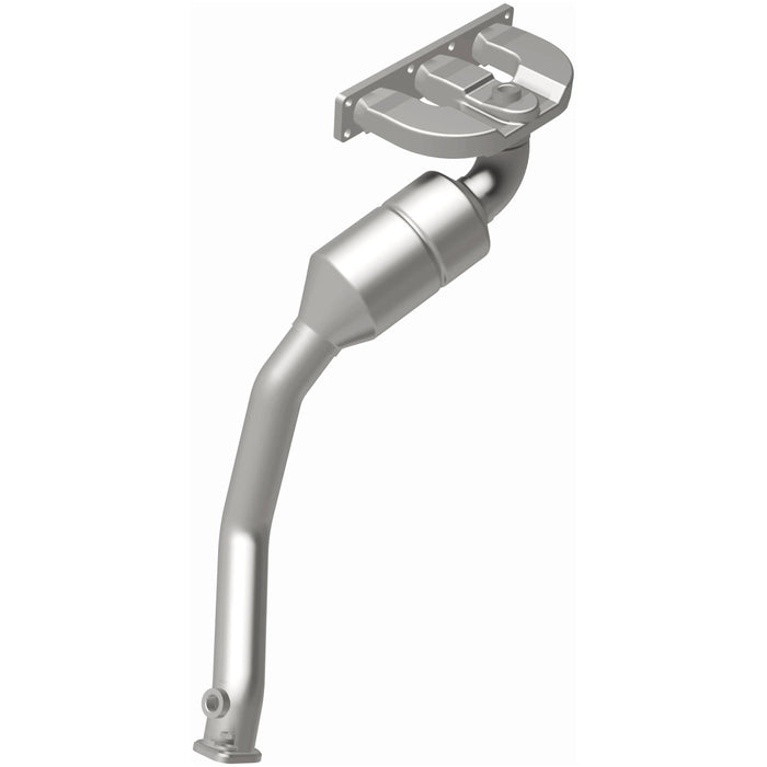 Exhaust Manifold with Integrated Catalytic Converter MagnaFlow 452430