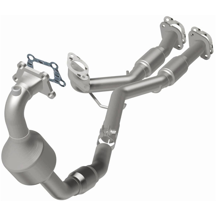 Exhaust Manifold with Integrated Catalytic Converter MagnaFlow 52647
