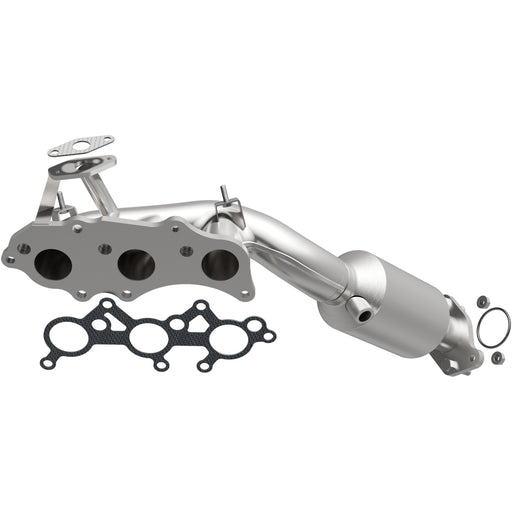 Exhaust Manifold with Integrated Catalytic Converter MagnaFlow 5582431
