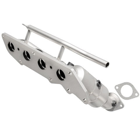 Exhaust Manifold with Integrated Catalytic Converter MagnaFlow 50390