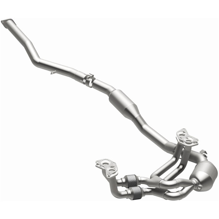 Exhaust Manifold with Integrated Catalytic Converter MagnaFlow 23-184