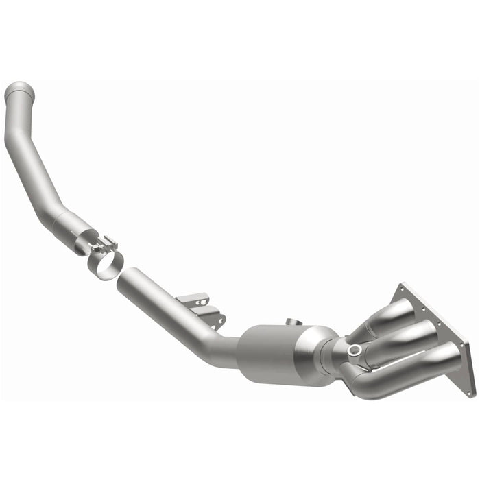 Exhaust Manifold with Integrated Catalytic Converter MagnaFlow 5551067