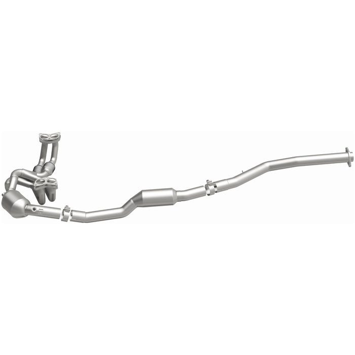 Exhaust Manifold with Integrated Catalytic Converter MagnaFlow 23-184