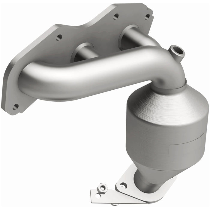 Exhaust Manifold with Integrated Catalytic Converter MagnaFlow 5582250