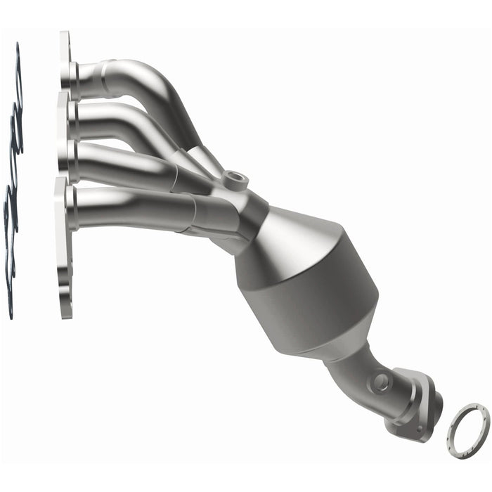 Exhaust Manifold with Integrated Catalytic Converter MagnaFlow 5631989