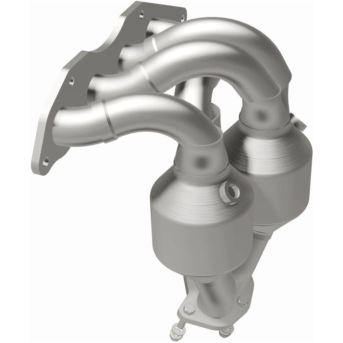 Exhaust Manifold with Integrated Catalytic Converter MagnaFlow 5631347