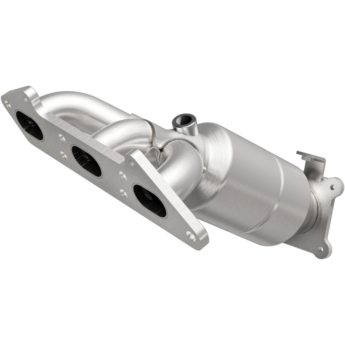 Exhaust Manifold with Integrated Catalytic Converter MagnaFlow 52130