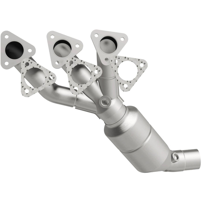 Exhaust Manifold with Integrated Catalytic Converter MagnaFlow 452416