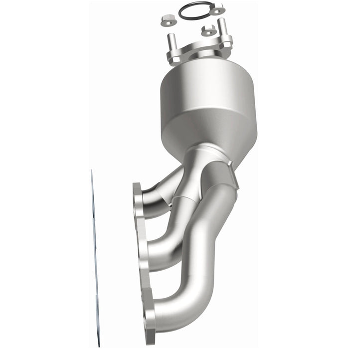 Exhaust Manifold with Integrated Catalytic Converter MagnaFlow 24381