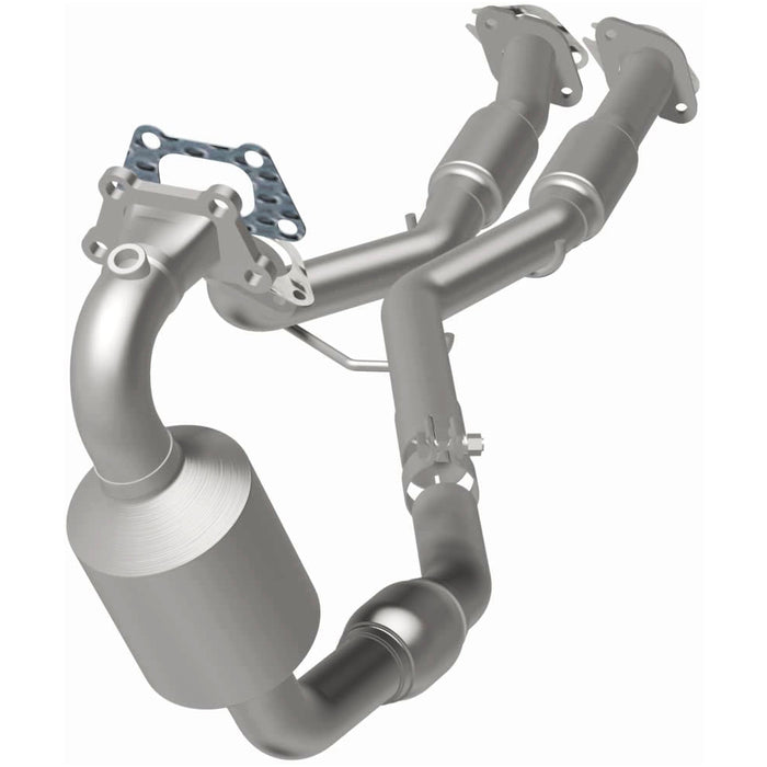 Exhaust Manifold with Integrated Catalytic Converter MagnaFlow 5582647