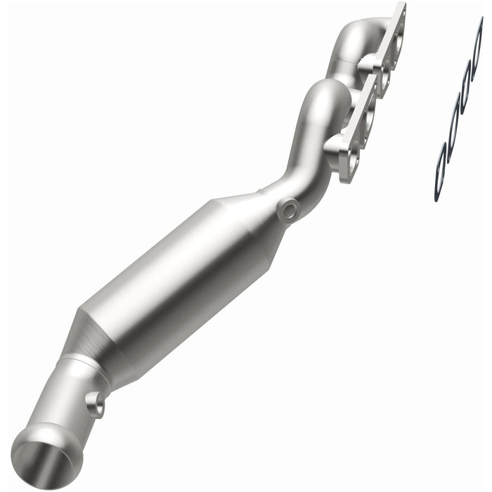 Exhaust Manifold with Integrated Catalytic Converter MagnaFlow 5551237