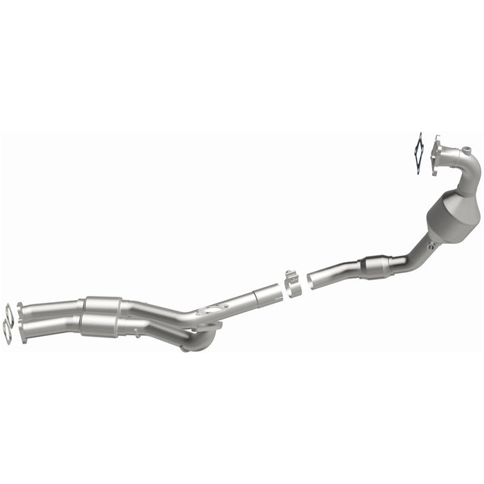 Exhaust Manifold with Integrated Catalytic Converter MagnaFlow 52647