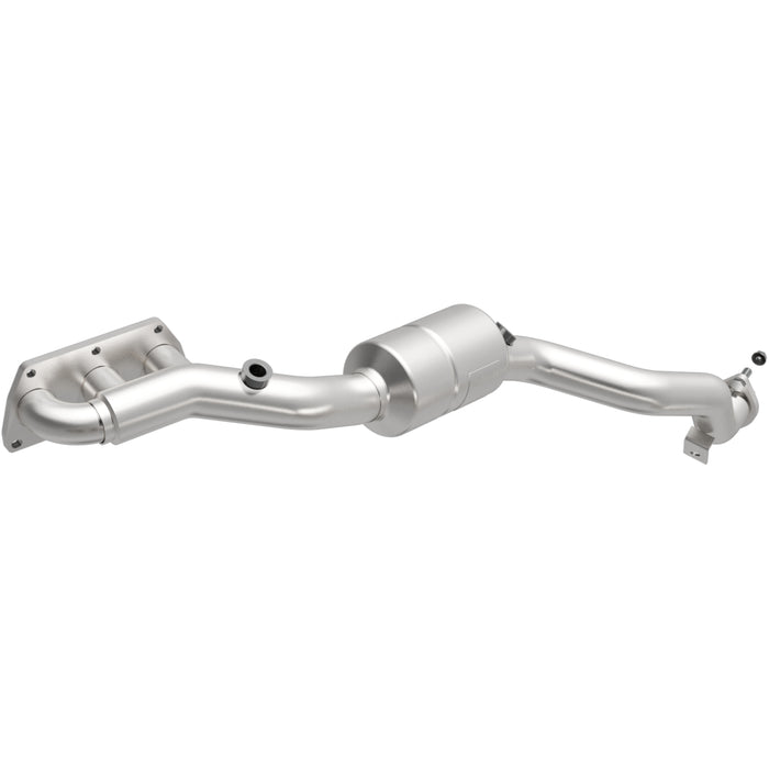 Exhaust Manifold with Integrated Catalytic Converter MagnaFlow 452793
