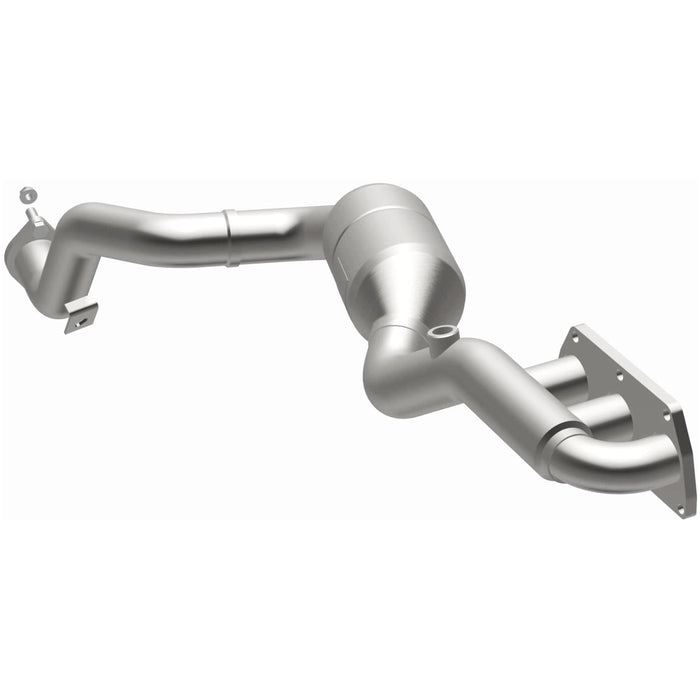 Exhaust Manifold with Integrated Catalytic Converter MagnaFlow 452798
